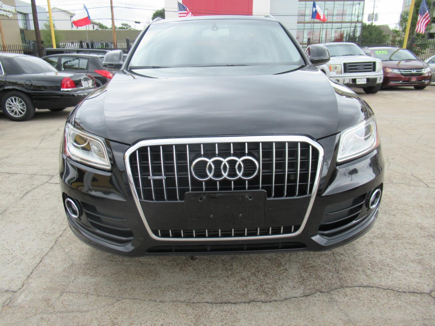 2015 Black /Black Audi Q5 PREMIUM PLUS (WA1LFAFP4FA) with an 2.0L I4 F DOHC 16V engine, Automatic transmission, located at 1511 North Shepherd Dr., Houston, TX, 77008, (281) 657-1221, 29.798361, -95.412560 - 2015 AUDI Q5 2.0T QUATTRO PREMIUM PLUS VIN: WA1LFAFP4FA145528 W A 1 L F A F P 4 F A 1 4 5 5 2 8 4 DOOR WAGON/SPORT UTILITY 2.0L I4 F DOHC 16V FLEX FUEL ALL WHEEL DRIVE - Photo#17